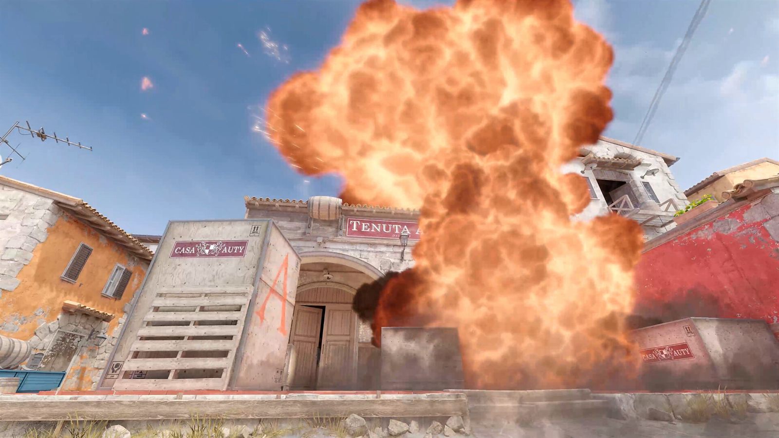 Explosão e fumaça durante uma partida de Counter-Strike 2